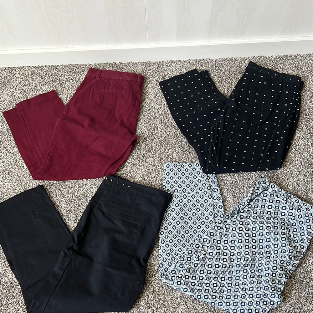 GAP Red and Black Capris Casual Pants